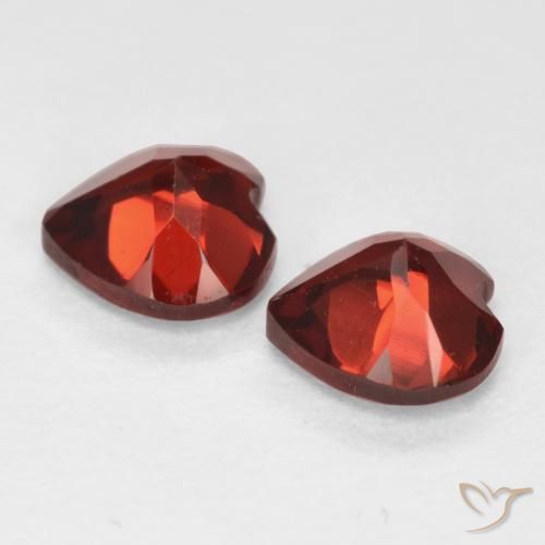 Pedras preciosas de Granada Piropo vermelho médio natural de 1.24 ct, Coração, VS