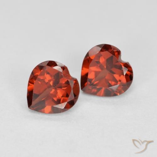 Pedras preciosas de Granada Piropo vermelho médio natural de 1.22 ct, Coração, VS