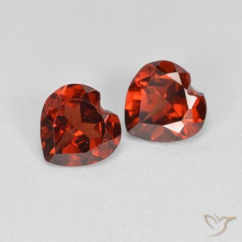 Pedras preciosas de Granada Piropo vermelho médio natural de 1.19 ct, Coração, VS