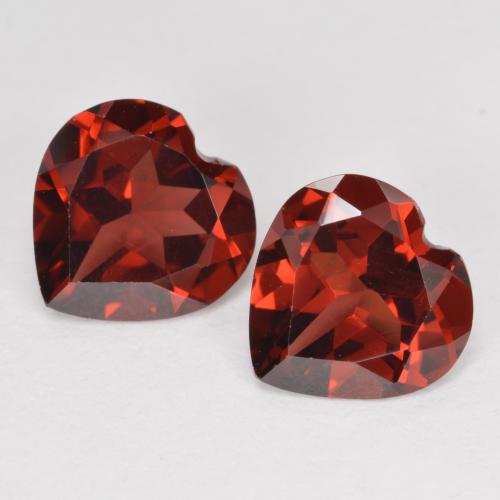 Pedras preciosas de Granada Piropo vermelho médio natural de 3.67 ct, Formato de coração, VVS-VS