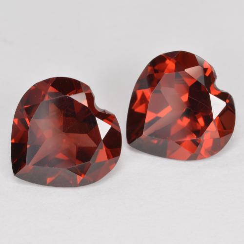 Pedras preciosas de Granada Piropo vermelho médio natural de 3.67 ct, Formato de coração, VVS-VS