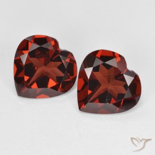 3.51ctw Natural Vermelho Sangue Profundo Granada Piropo, Coração, VVS-VS