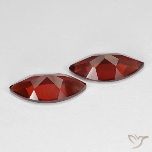 Pedras preciosas de Granada Piropo vermelho médio natural de 3.95 ct, Marquesa, VVS-VS