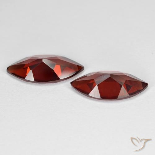 Pedras preciosas de Granada Piropo Sangria Tinto natural de 3.60 ct, Marquesa, VVS-VS
