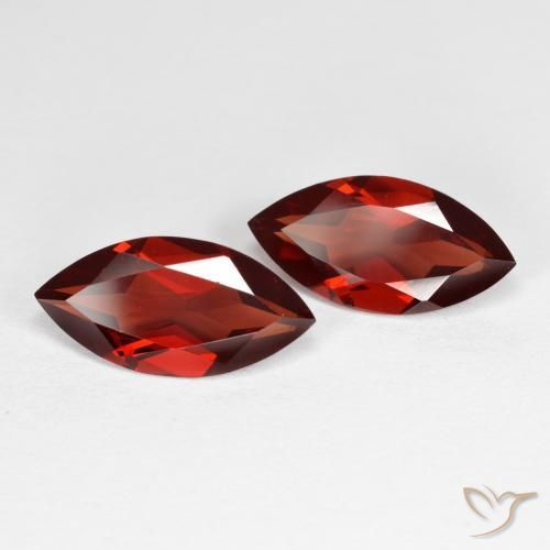 Pedras preciosas de Granada Piropo vermelho médio natural de 3.60 ct, Marquesa, VVS-VS