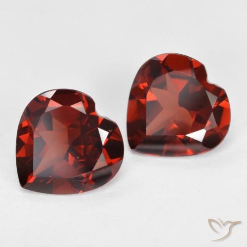Pedras preciosas de Granada Piropo vermelho médio natural de 3.69 ct, Coração, VS