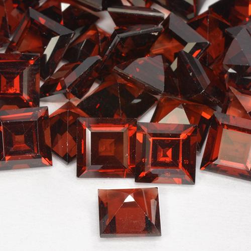 Granada piropo vermelho natural 1,47ct, quadrado, VVS-VS