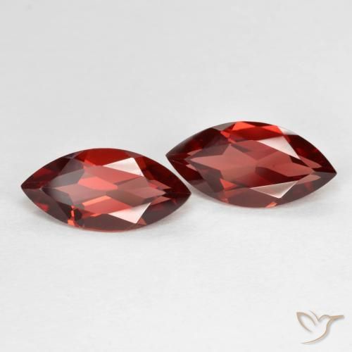 Pedras preciosas de Granada Piropo Vermelho Escarlate Profundo natural de 3.77 ct, Marquesa, VVS-VS