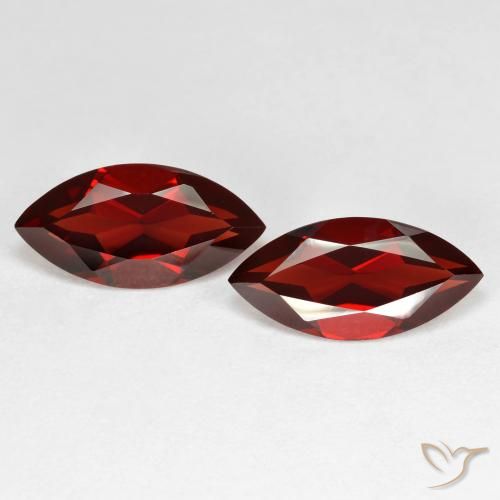 3.96ctw Natural Vermelho escuro Granada Piropo, Marquesa, VVS