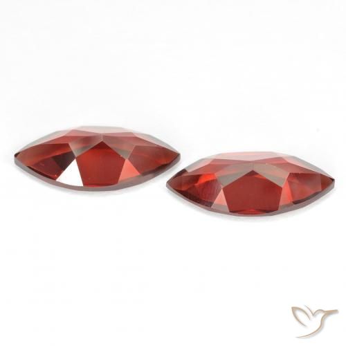 Pedras preciosas de Granada Piropo Sangria Tinto natural de 3.83 ct, Marquesa, VVS-VS