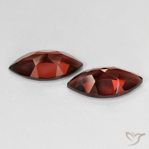 Pedras preciosas de Granada Piropo vermelho médio natural de 4.37 ct, Marquesa, VVS-VS