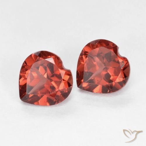 Pedras preciosas de Granada Piropo vermelho médio natural de 1.31 ct, Coração, VVS-VS