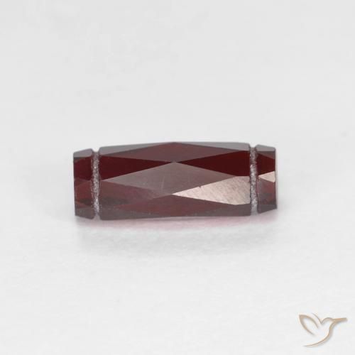 Granada Piropo Vermelho escuro Natural 1.42ct, Chique, VS