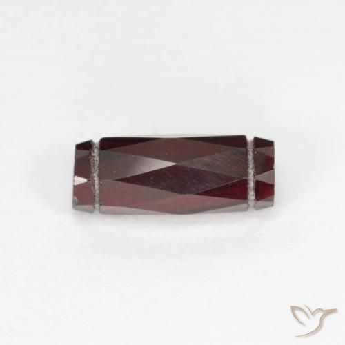 Granada Piropo Vermelho escuro Natural 1.50ct, Chique, VS