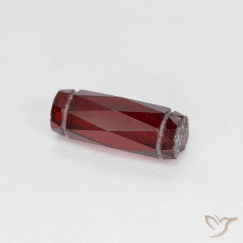 Granada Piropo Vermelho escuro Natural 1.31ct, Chique, VS