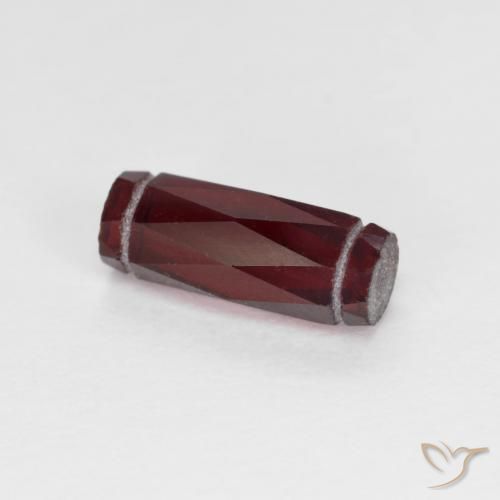 Granada Piropo Vermelho escuro Natural 1.60ct, Chique, VS
