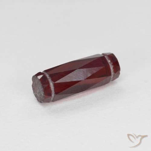 Granada Piropo Vermelho escuro Natural 1.46ct, Chique, VS