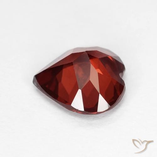 Granada Piropo Vermelho escuro Natural 1.71ct, Coração, VVS