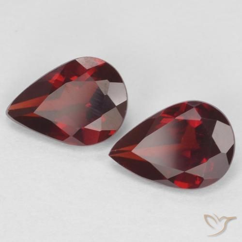 Pedras preciosas de Granada Piropo Vermelho escuro natural de 1.23 ct, Formato de pêra, VVS-VS