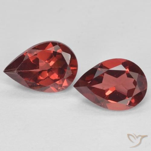 Pedras preciosas de Granada Piropo Vermelho escuro natural de 1.55 ct, Formato de pêra, VVS-VS