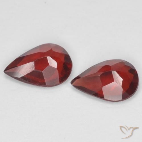 Pedras preciosas de Granada Piropo Vermelho escuro natural de 1.23 ct, Formato de pêra, VVS-VS