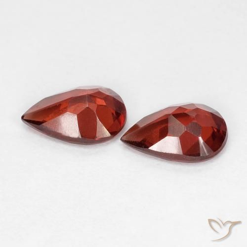 Pedras preciosas de Granada Piropo Vermelho escuro natural de 1.32 ct, Formato de pêra, VVS-VS