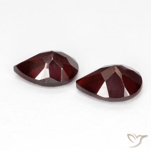 Pedras preciosas de Granada Piropo Vermelho escuro natural de 1.85 ct, Formato de pêra, VVS-VS