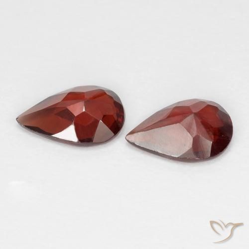 Pedras preciosas de Granada Piropo Vermelho escuro natural de 1.25 ct, Formato de pêra, VS