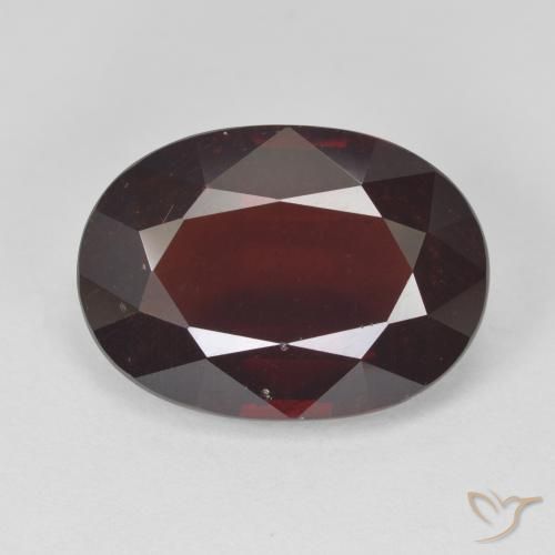 Granada Piropo vermelho escuro Natural 9.63ct, Corte Oval, VS