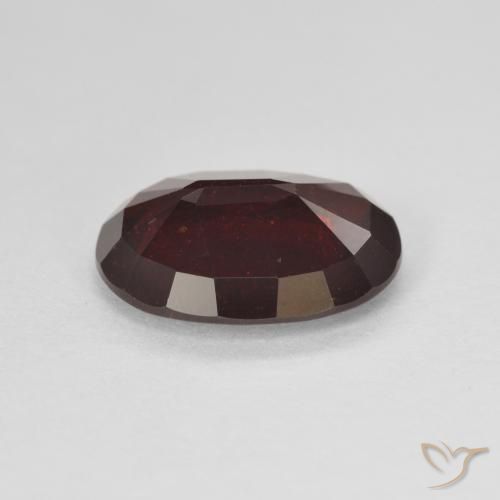Granada Piropo Vermelho escuro Natural 3.94ct, oval, VS