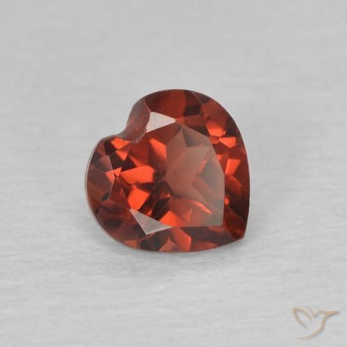 Granada Piropo Vermelho brilhante Natural 0.64ct, Coração, VVS-VS
