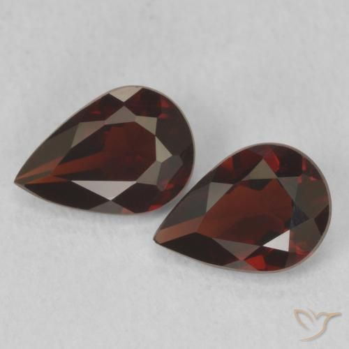 1.43ctw Natural Vermelho escuro Granada Piropo, Formato de pêra, VVS-VS