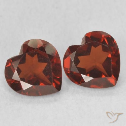 Pedras preciosas de Granada Piropo vermelho médio natural de 1.15 ct, Coração, VVS-VS