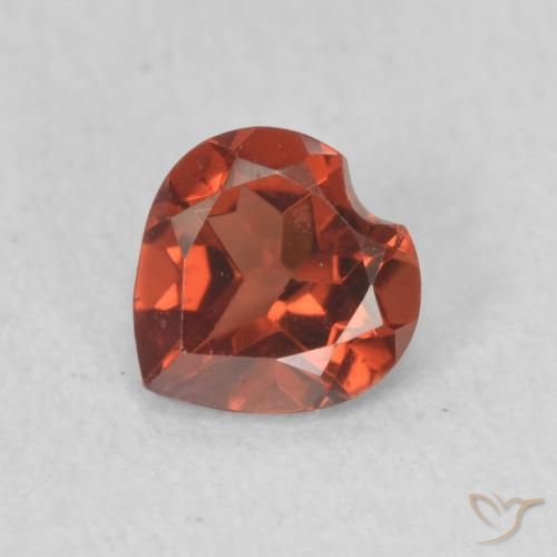 0.57ct Natural Vermelho escarlate Granada Piropo, Coração, VVS