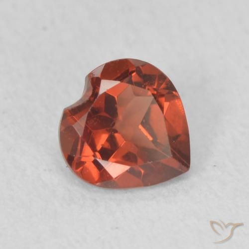 Granada Piropo Vermelho escarlate Natural 0.57ct, Coração, VVS