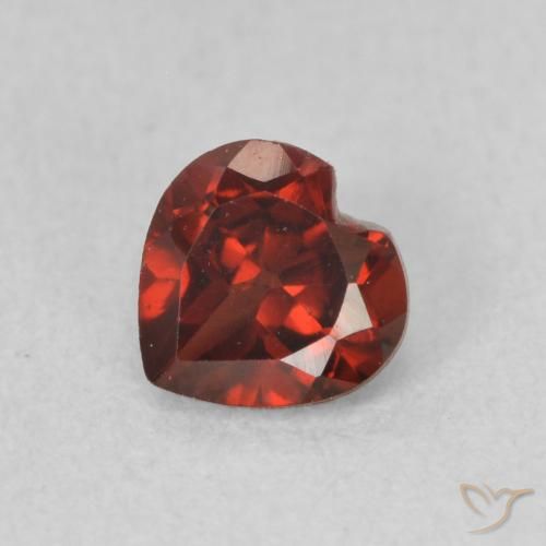0.66ct Natural Vermelho escuro Granada Piropo, Coração, VVS