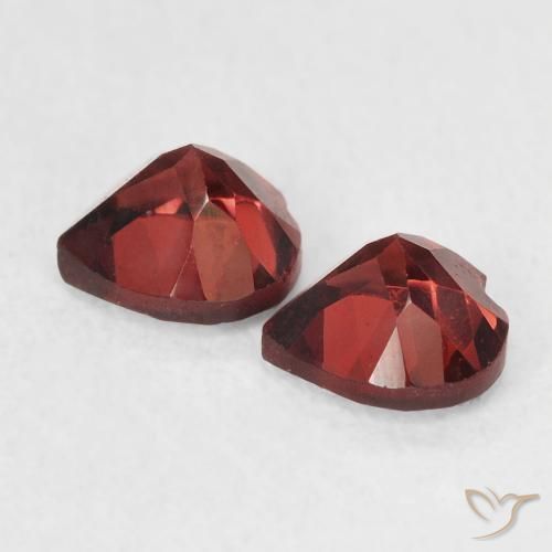 Pedras preciosas de Granada Piropo vermelho médio natural de 1.30 ct, Coração, VS