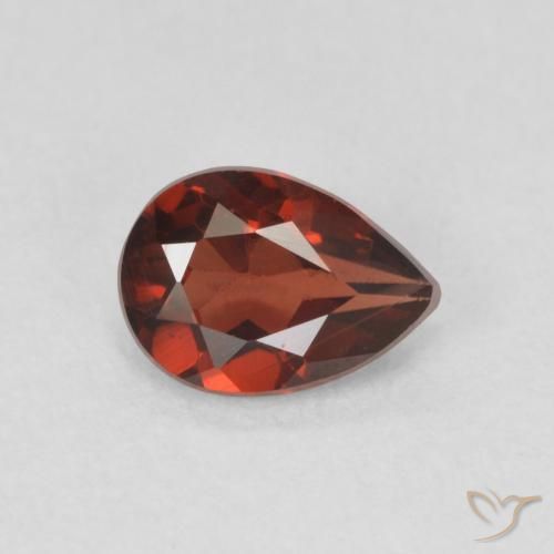 Granada Piropo Vermelho escuro Natural 0.77ct, Formato de pêra, VS