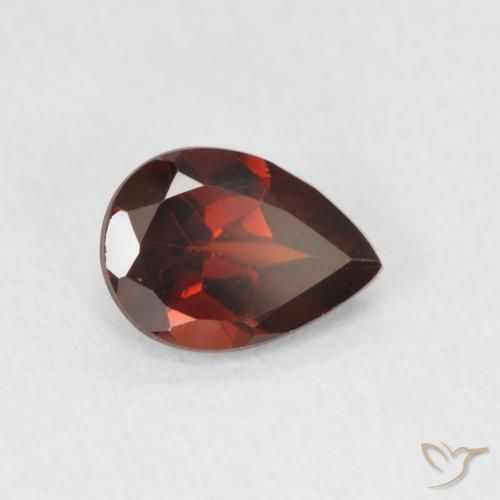 Granada Piropo vermelho médio Natural 0.72ct, Formato de pêra, VVS-VS