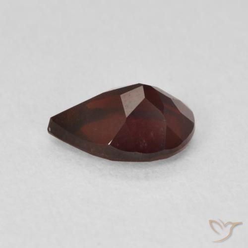 Granada Piropo Vermelho escuro Natural 0.89ct, Formato de pêra, VVS-VS