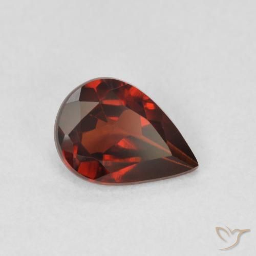 Granada Piropo Vermelho escuro Natural 0.82ct, Formato de pêra, VVS-VS