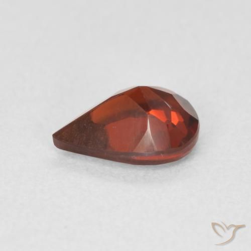 Granada Piropo Vermelho escuro Natural 0.82ct, Formato de pêra, VVS-VS