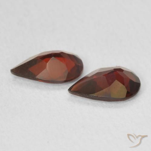 Pedras preciosas de Granada Piropo Vermelho escuro natural de 1.15 ct, Formato de pêra, VVS-VS