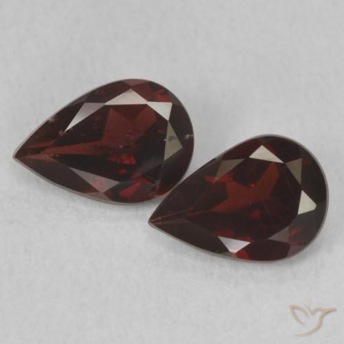1.35ctw Natural Vermelho escuro Granada Piropo, Formato de pêra, VS