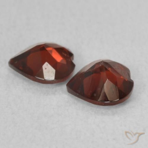 Pedras preciosas de Granada Piropo Vermelho Sangue Profundo natural de 0.92 ct, Coração, VS