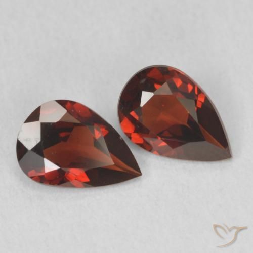 Pedras preciosas de Granada Piropo groselha vermelha natural de 1.25 ct, Formato de pêra, VVS-VS