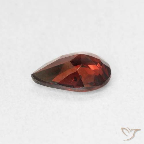 Granada Piropo Vermelho Sangue Profundo Natural 0.69ct, Formato de pêra, VVS-VS