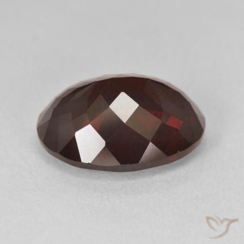 Granada Piropo vermelho escuro Natural 9.43ct, oval, VS-SI