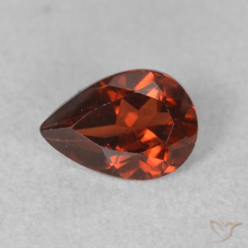 0.52ct Natural Vermelho escuro Granada Piropo, Formato de pêra, VS