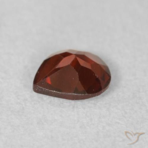 Granada Piropo vermelho médio Natural 0.45ct, Formato de pêra, VS